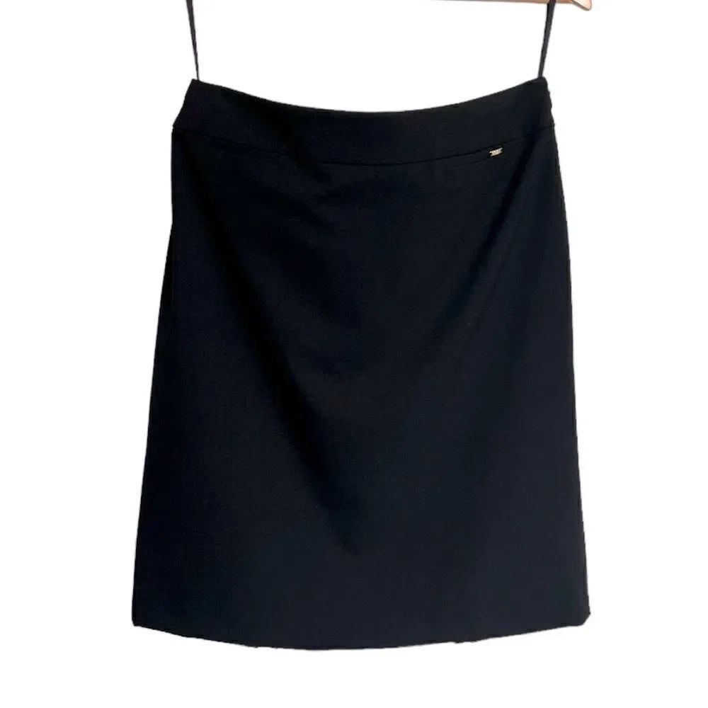 NWT Tahari Black Crepe Dress Skirt Size 12